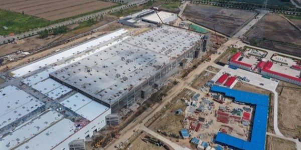 特斯拉預計：年底前在上海工廠投產Model 3電動車